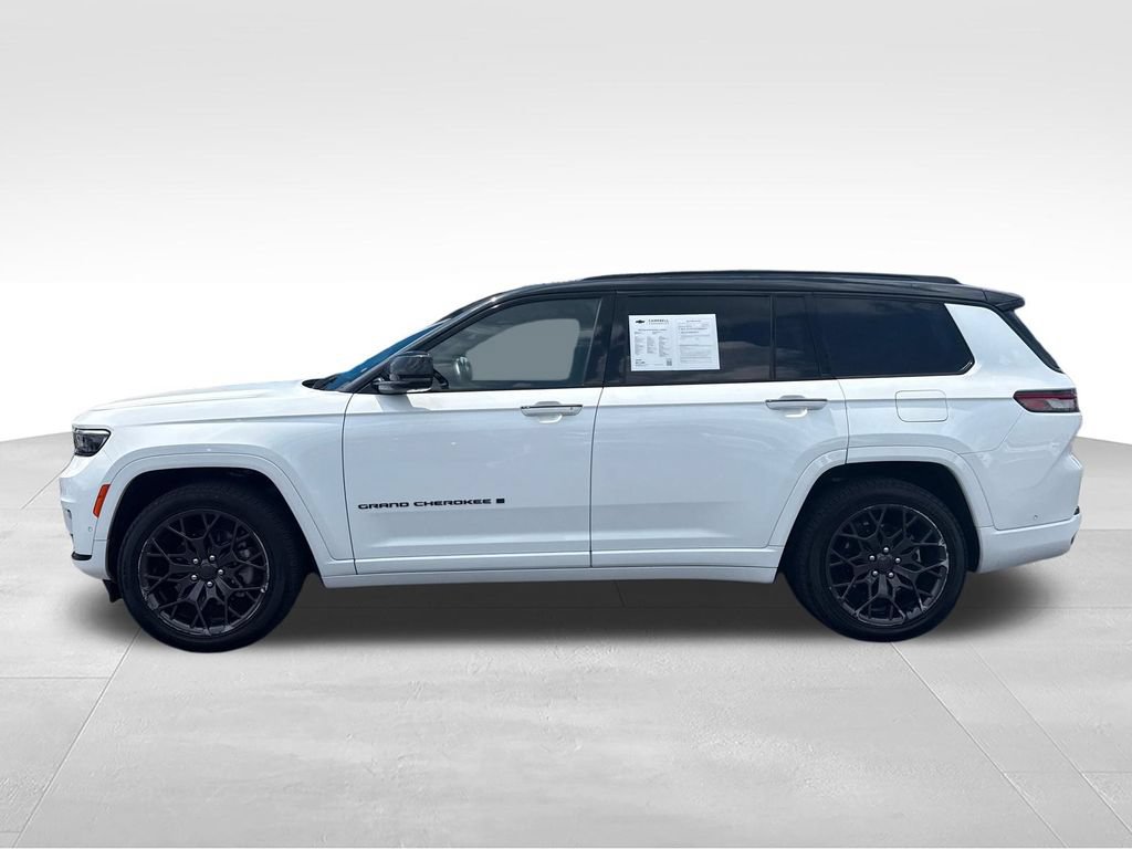 Used 2025 Jeep Grand Cherokee L Summit w/ Obsidian Package AWD/4WD image 2
