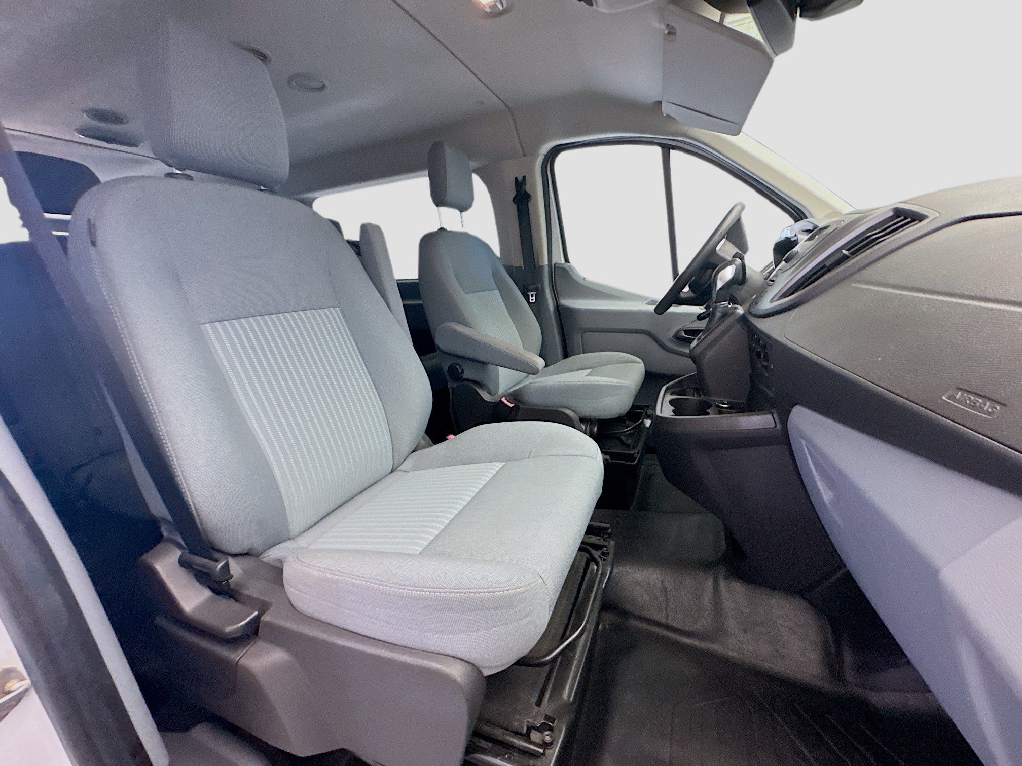 Used 2015 Ford Transit 350 XL RWD image 14