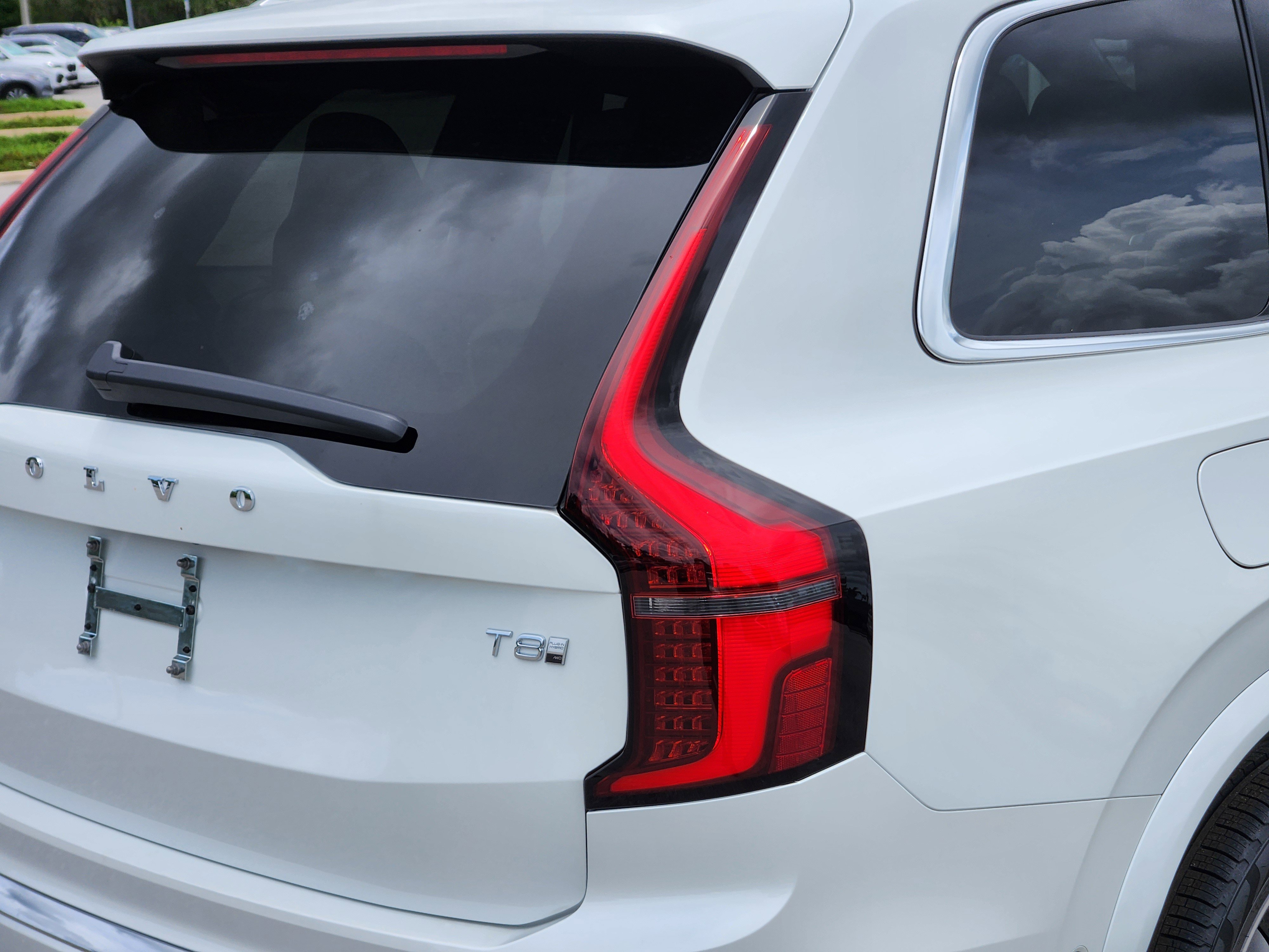 New 2025 Volvo XC90 T8 Plus w/ Protection Package image 10