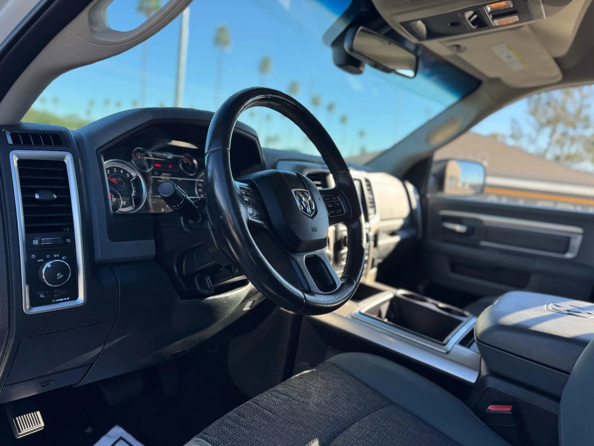 Used 2015 RAM 1500 Lone Star image 19