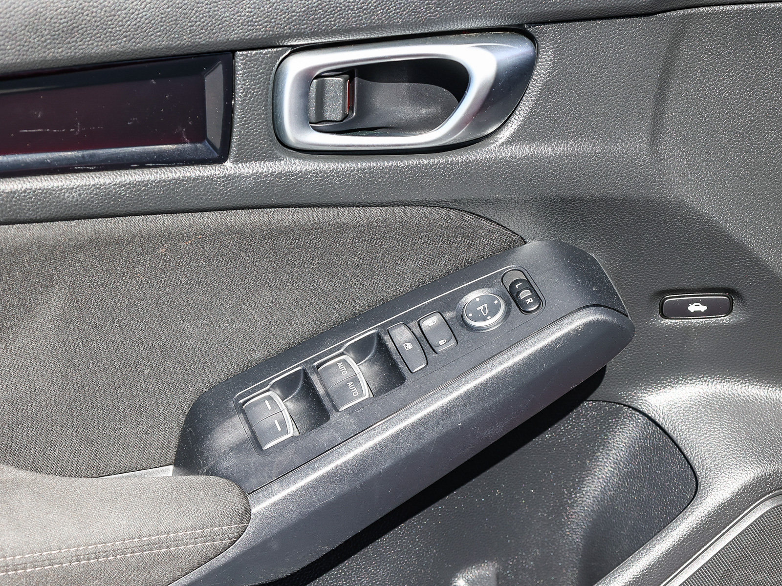 Used 2024 Honda Civic Sport image 23