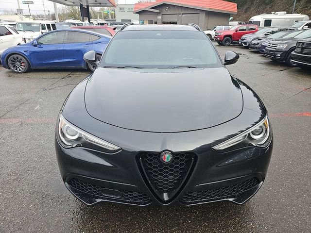 Used 2023 Alfa Romeo Stelvio Ti image 23