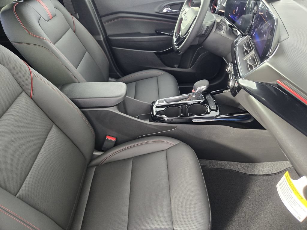 New 2026 Chevrolet Trax RS w/ Driver Confidence Package FWD image 16