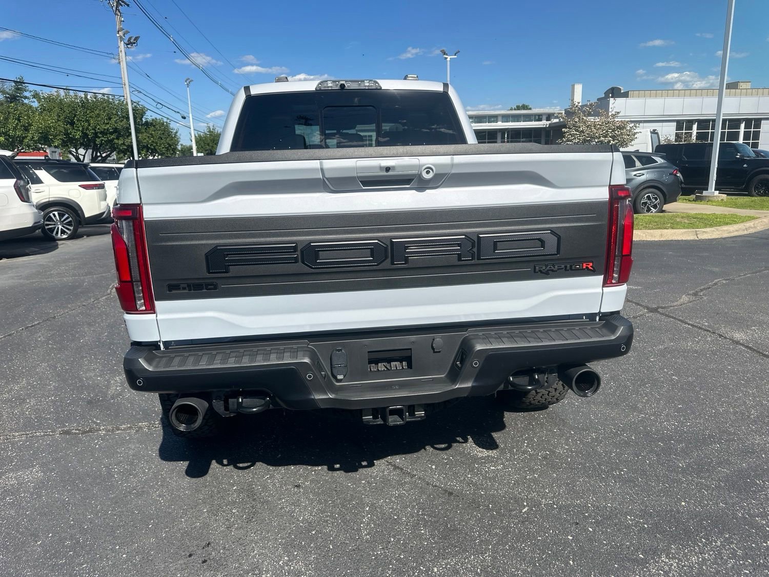 Used 2025 Ford F150 Raptor w/ Equipment Group 803A Raptor R AWD/4WD image 16