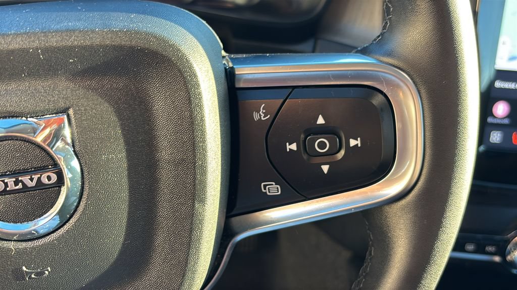 Used 2024 Volvo XC40 B5 Plus w/ Climate Package AWD/4WD image 18
