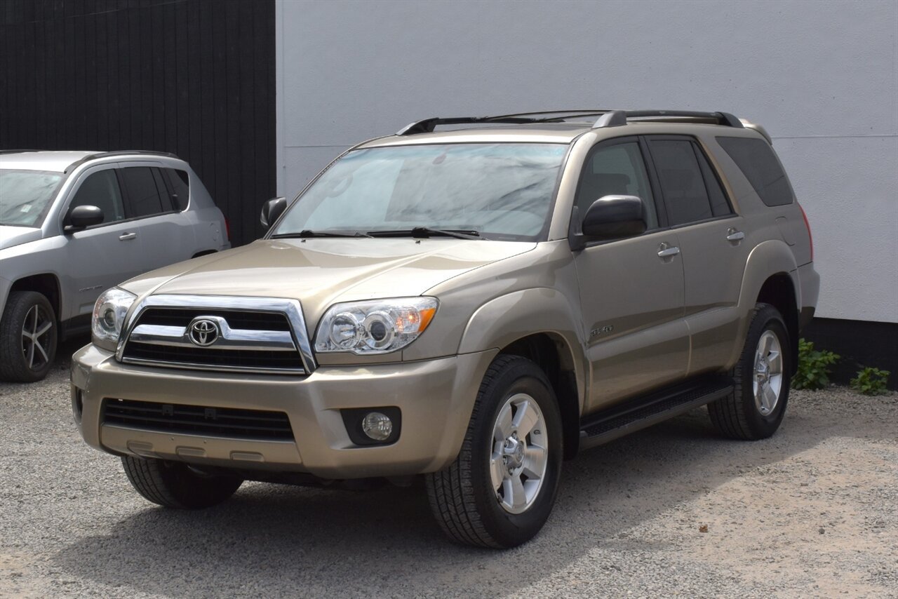 Used 2008 Toyota 4Runner SR5 AWD/4WD image 8