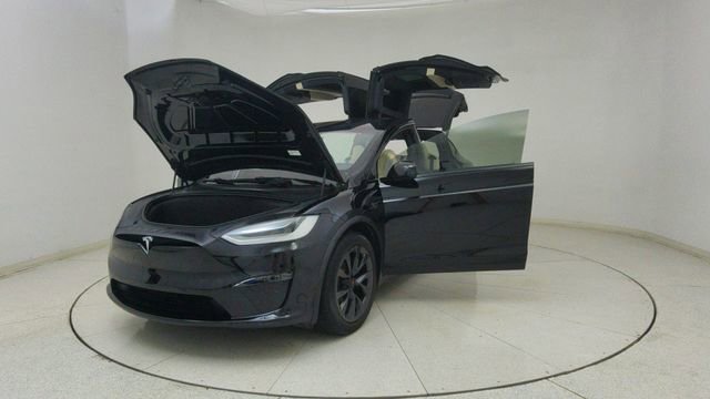 Used 2023 Tesla Model X image 70