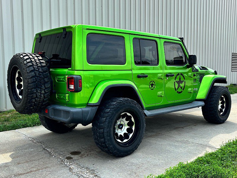Used 2019 Jeep Wrangler Unlimited Sahara w/ Uconnect 4C Nav & Sound Group AWD/4WD image 9