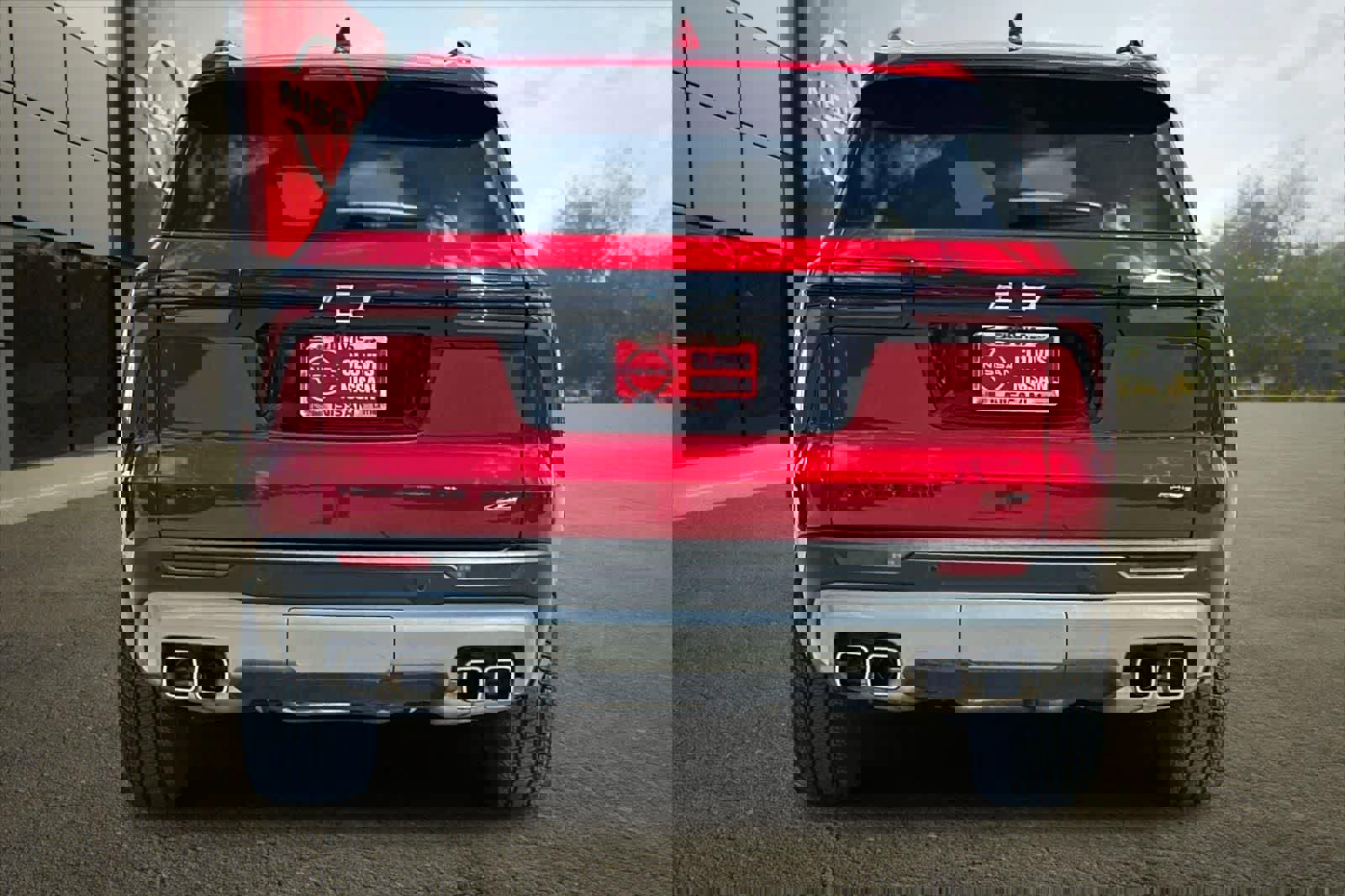 Used 2025 Chevrolet Traverse Z71 w/ Driver Confidence Package image 8