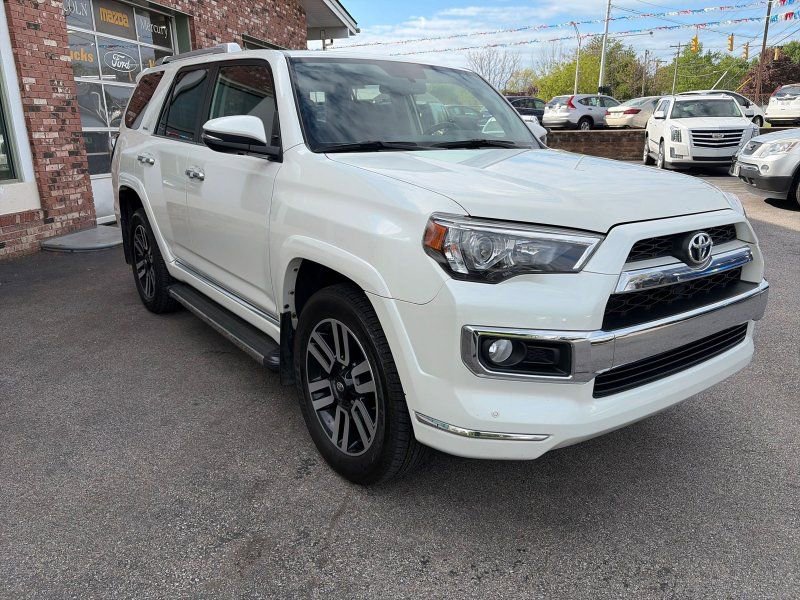 Used 2018 Toyota 4Runner Limited AWD/4WD image 3