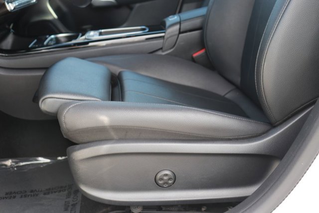 Used 2025 Mercedes-Benz CLA 250 image 11