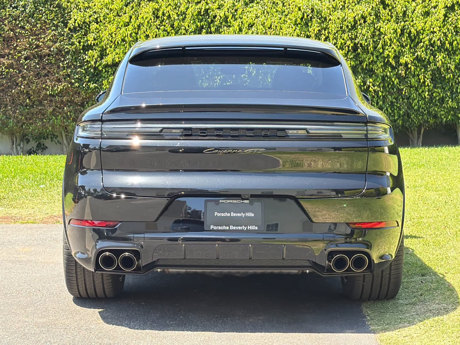 New 2026 Porsche Cayenne GTS AWD/4WD image 7