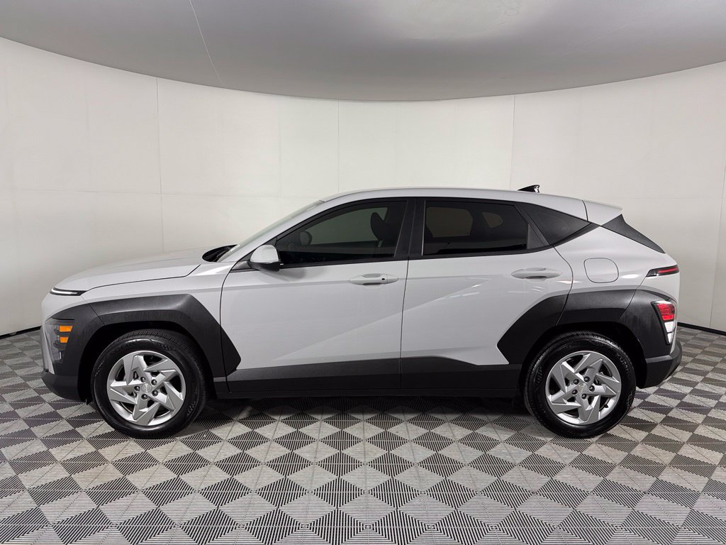 Used 2026 Hyundai Kona SE FWD image 11