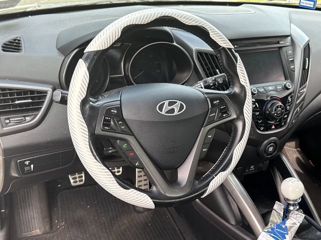 Used 2015 Hyundai Veloster Turbo FWD image 21