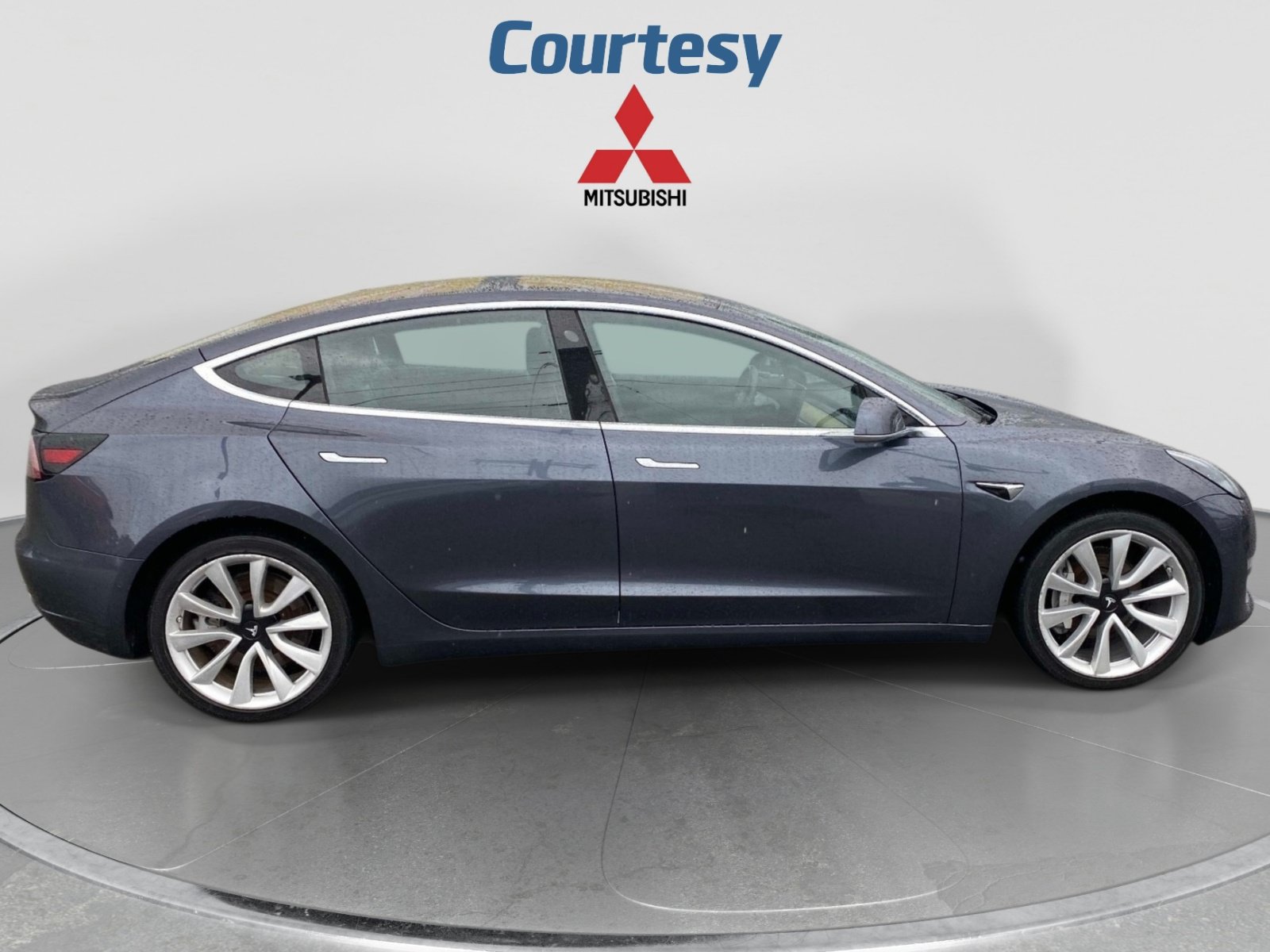 Used 2018 Tesla Model 3 Long Range RWD image 6