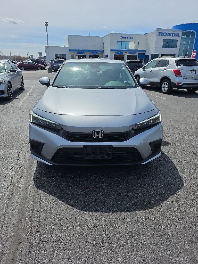 Used 2024 Honda Civic EX image 2