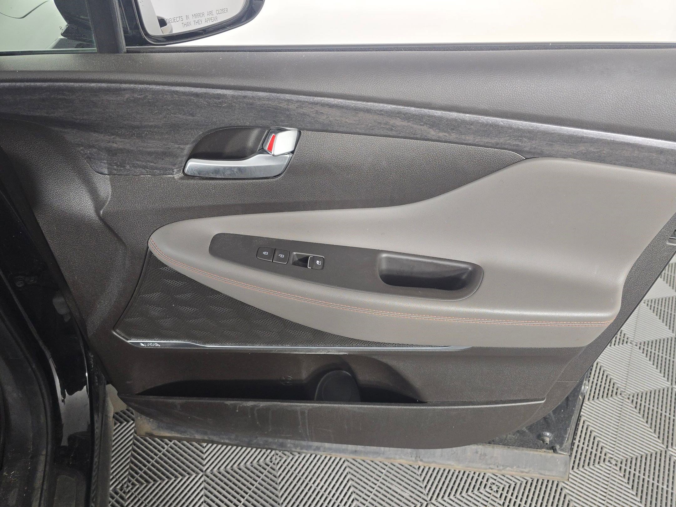 Used 2019 Hyundai Santa Fe Limited image 23