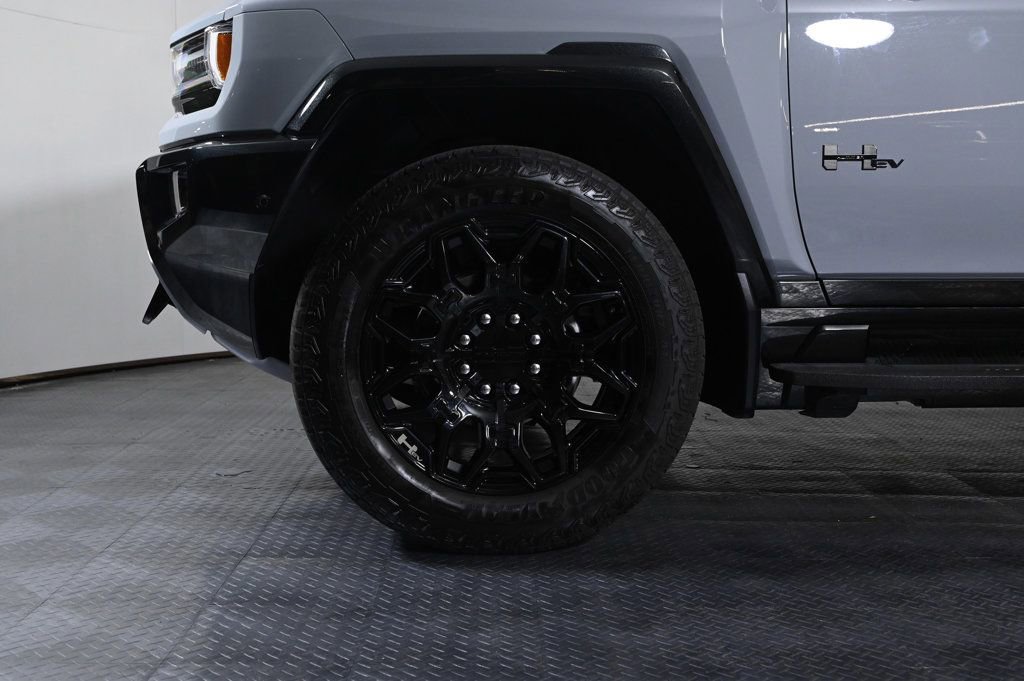 Used 2025 GMC Hummer EV 3X w/ LPO, Illumination Package image 23