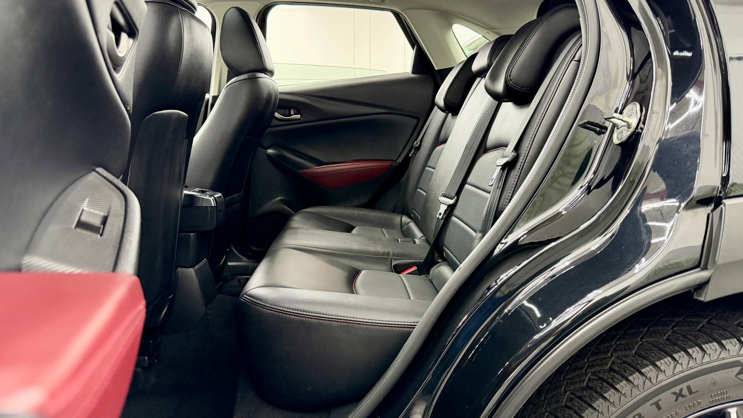 Used 2018 MAZDA CX-3 Touring w/ Preferred Equipment Package image 10