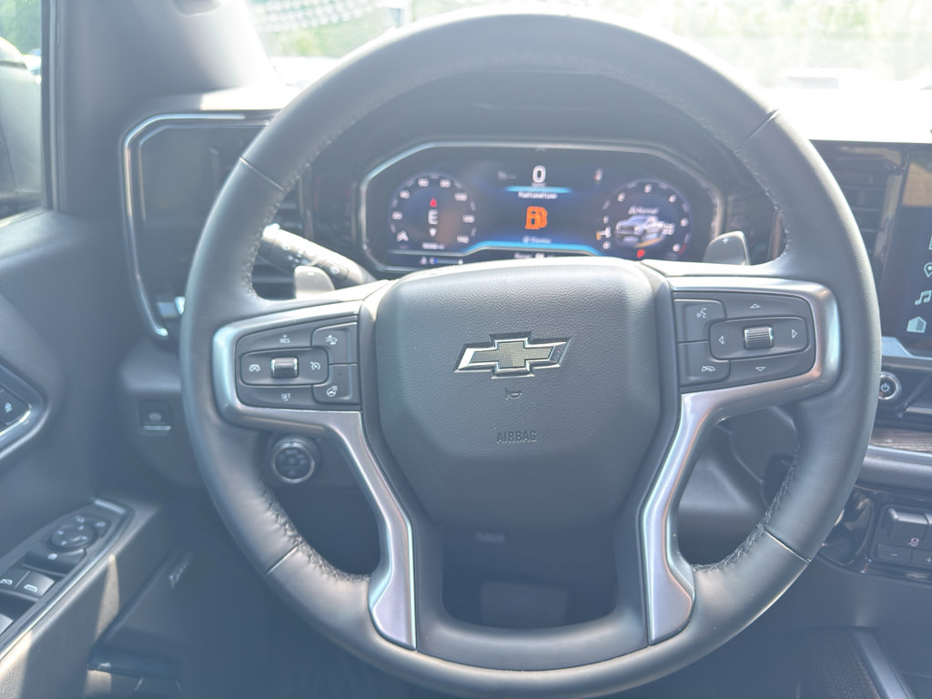 Used 2024 Chevrolet Silverado 1500 LT Trail Boss w/ Convenience Package II AWD/4WD image 14