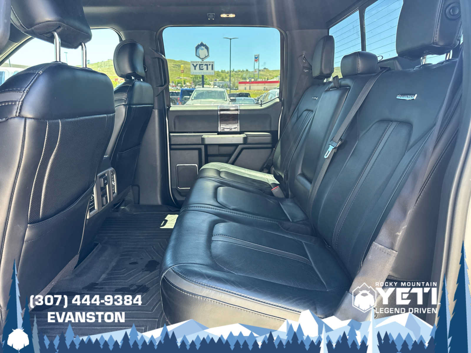 Used 2017 Ford F250 Platinum w/ Platinum Ultimate Package AWD/4WD image 23