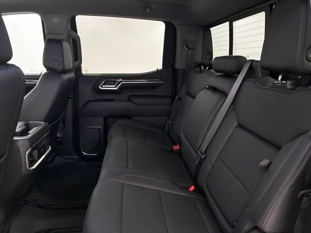 Certified 2022 Chevrolet Silverado 1500 LTZ w/ Technology Package AWD/4WD image 18
