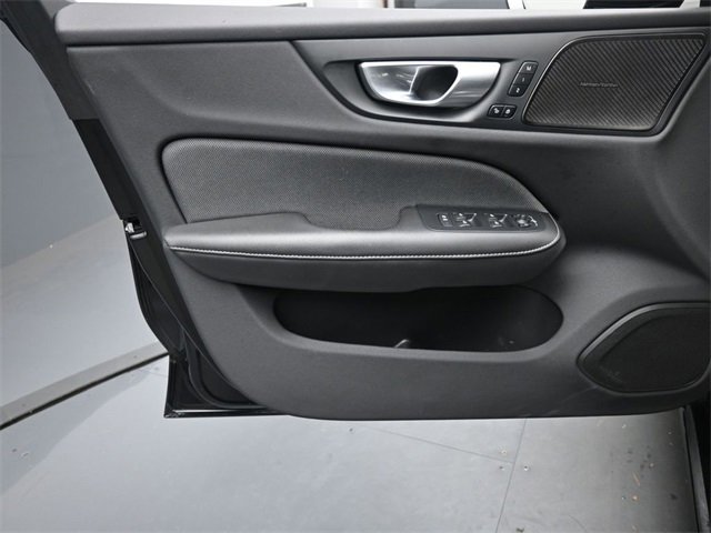 Used 2024 Volvo S60 B5 Plus image 19