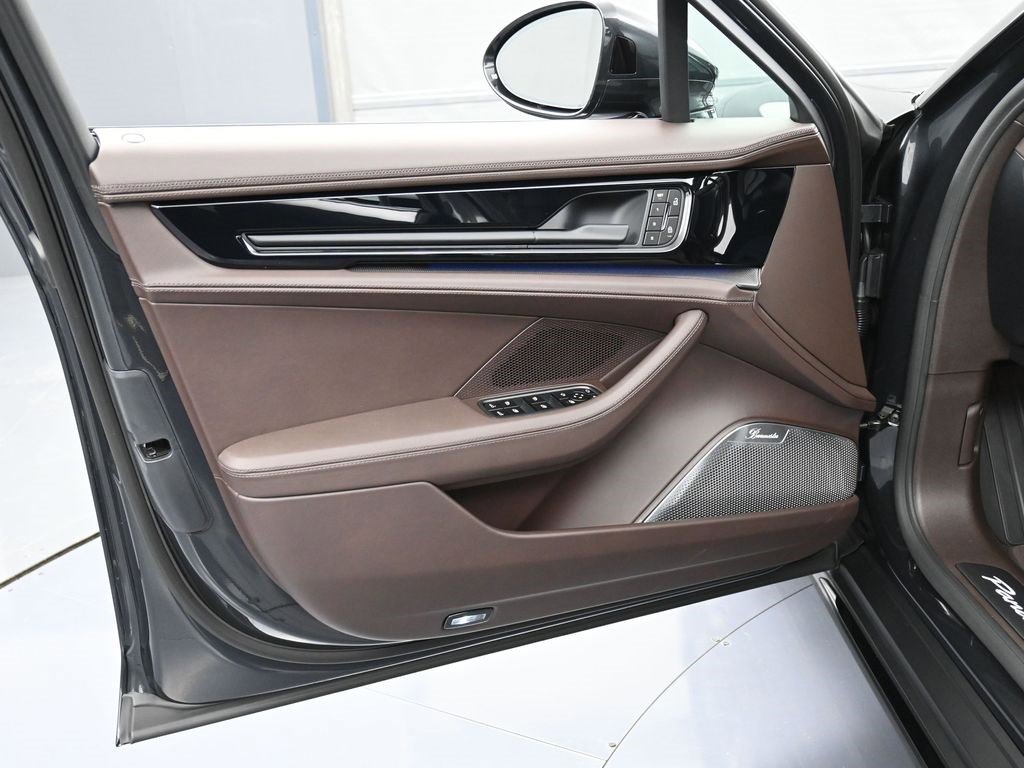 New 2026 Porsche Panamera GTS image 15
