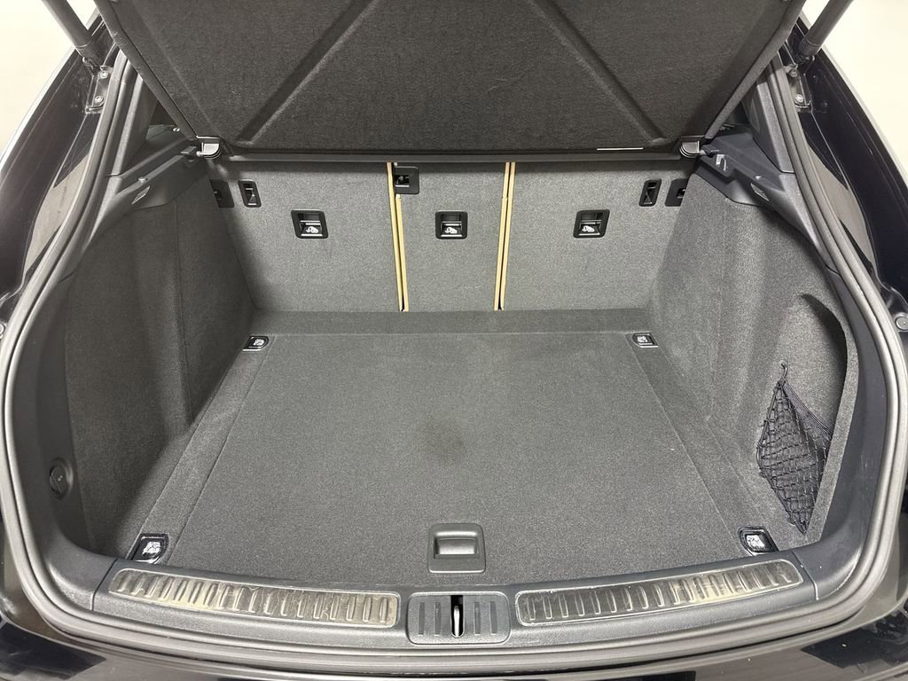 Certified 2025 Porsche Macan image 21