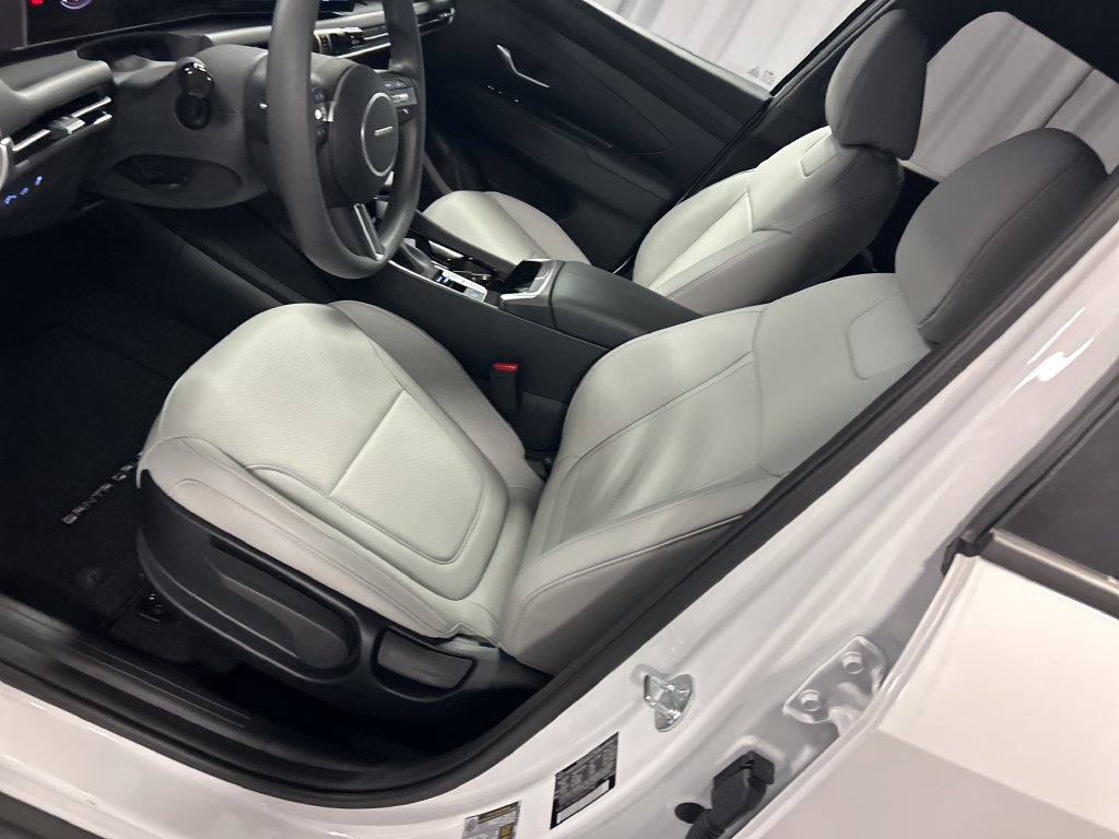 New 2027 Hyundai Santa Cruz SE AWD/4WD image 10