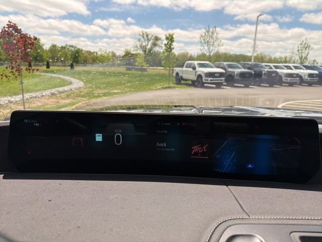 Used 2025 Ford Expedition Platinum AWD/4WD image 57