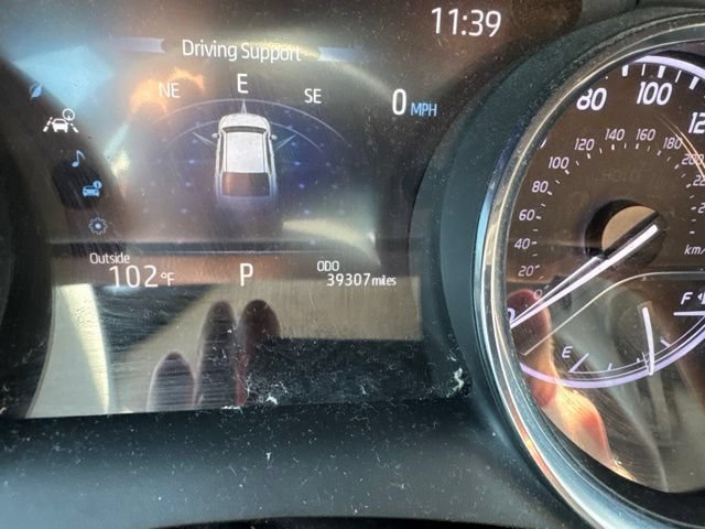 Used 2019 Toyota Camry XLE w/ Driver Assist Package FWD image 3