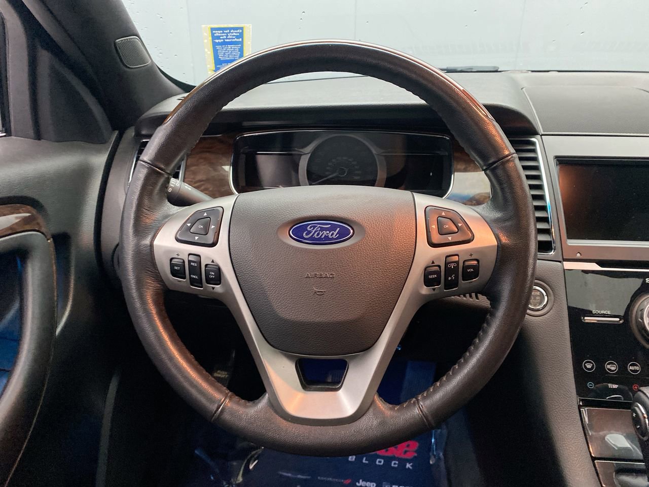 Used 2018 Ford Taurus Limited AWD/4WD image 16