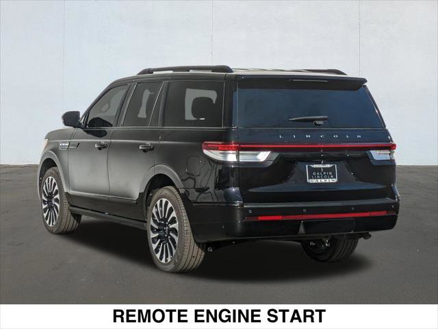 Used 2024 Lincoln Navigator Reserve AWD/4WD image 3