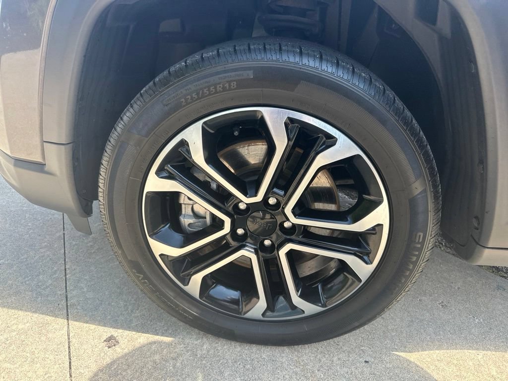 Used 2024 Jeep Compass Limited AWD/4WD image 30