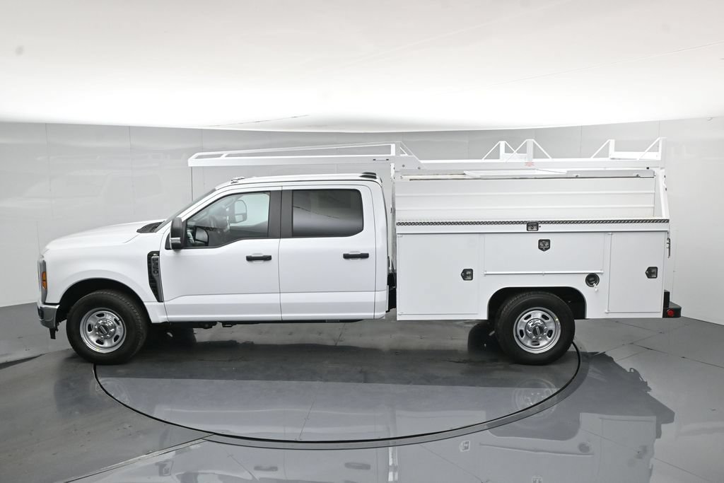 New 2026 Ford F350 XL w/ XL Chrome Package RWD image 58