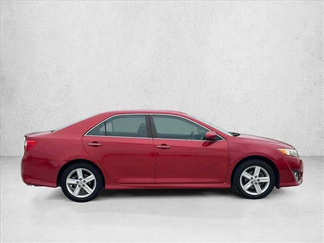 Used 2013 Toyota Camry SE image 5