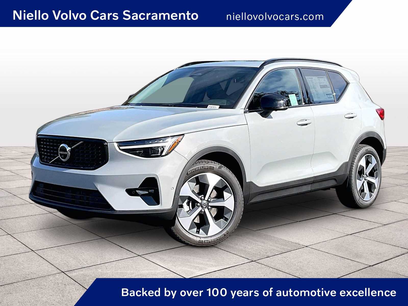 New 2026 Volvo XC40 B5 Plus w/ Protection Package Premier