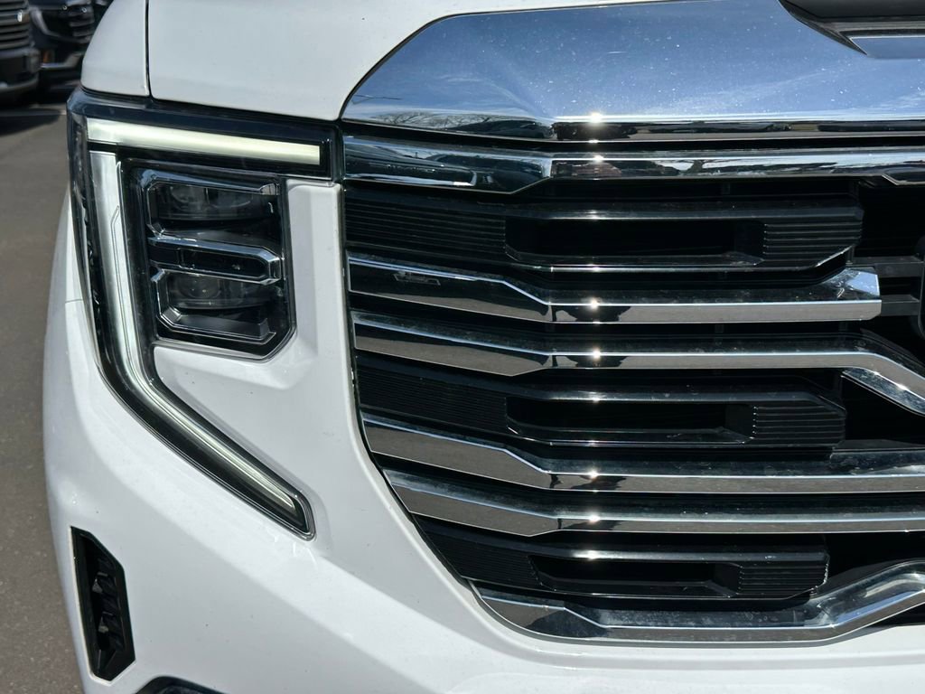 Used 2024 GMC Sierra 1500 SLT AWD/4WD image 15
