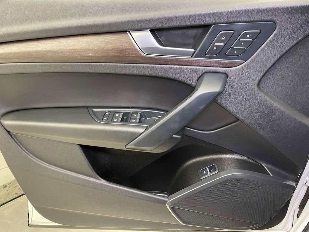 Used 2022 Audi Q5 2.0T Premium image 33