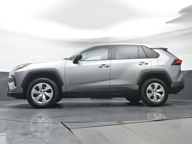 Certified 2023 Toyota RAV4 LE AWD/4WD image 27