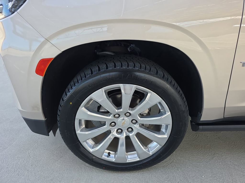 Used 2023 Chevrolet Tahoe Premier w/ Premium Package image 34
