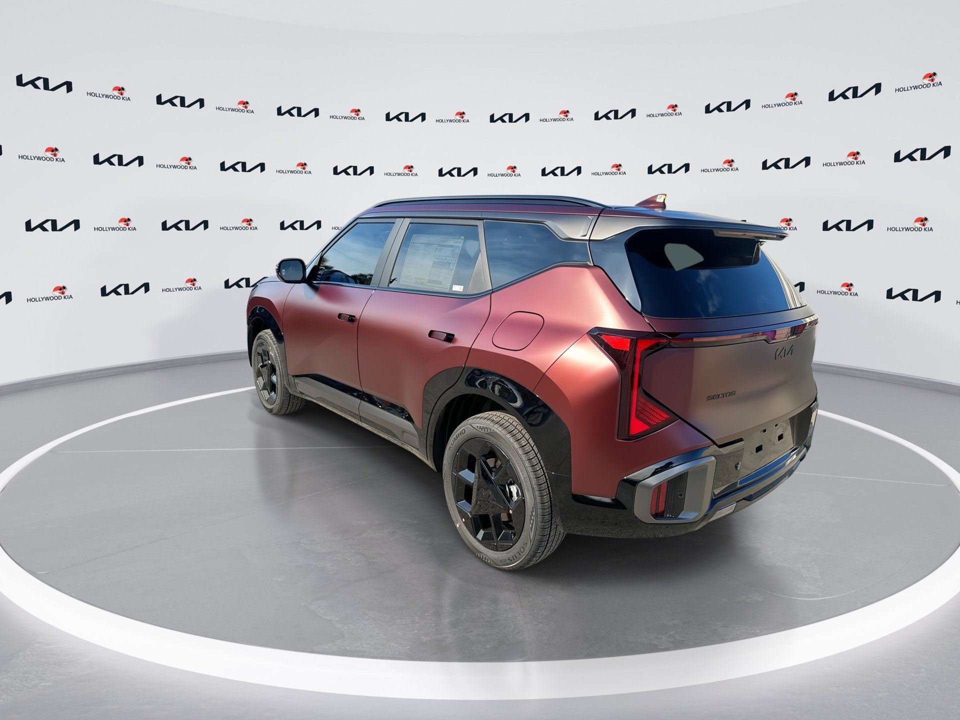New 2027 Kia Seltos X-Line S w/ X-Line S Premium Package AWD/4WD image 6