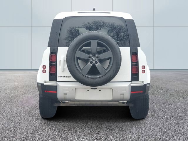 Used 2024 Land Rover Defender 110 S image 5