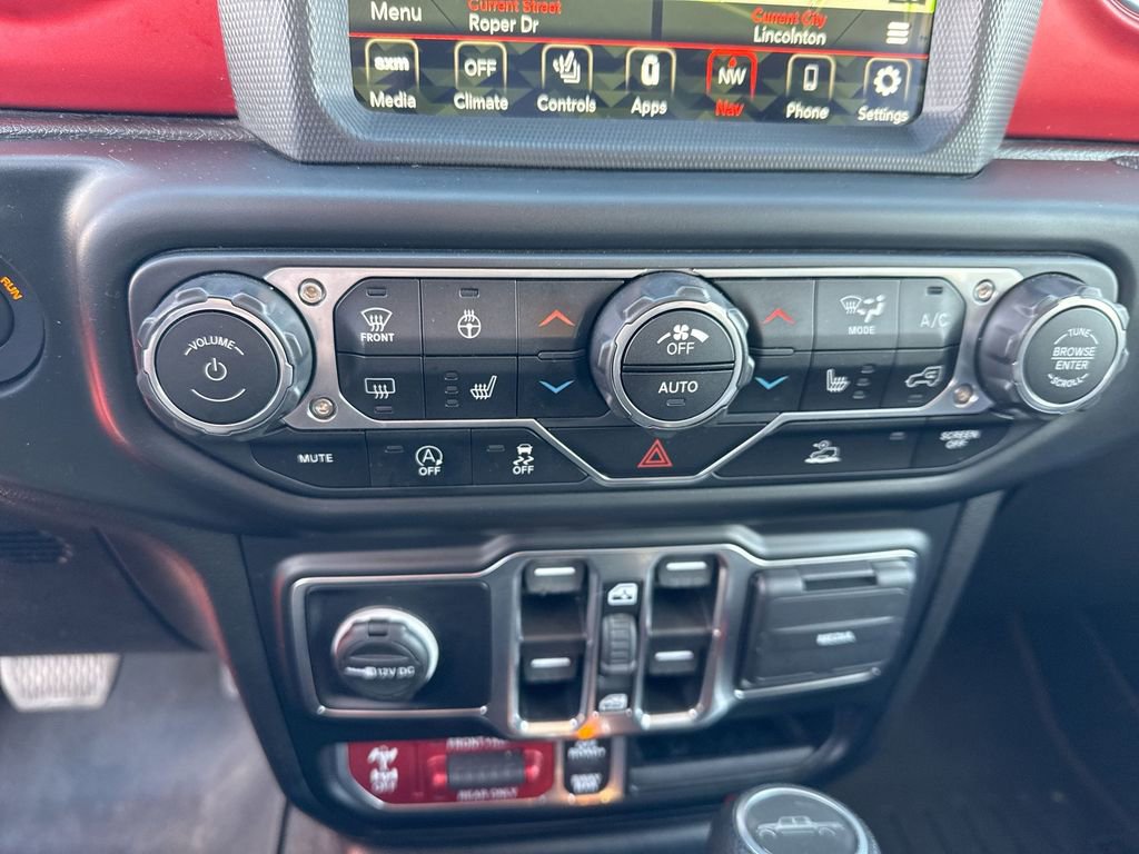 Used 2022 Jeep Gladiator Rubicon w/ Cold Weather Group image 12