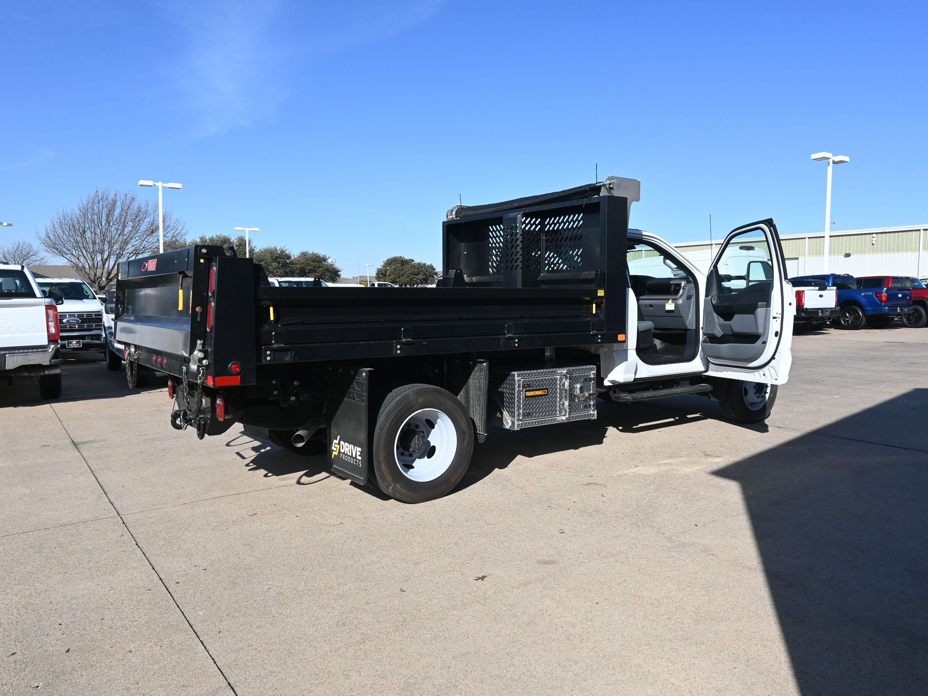 New 2024 Ford F600 4x4 Regular Cab Super Duty w/ XL Chrome Package image 37
