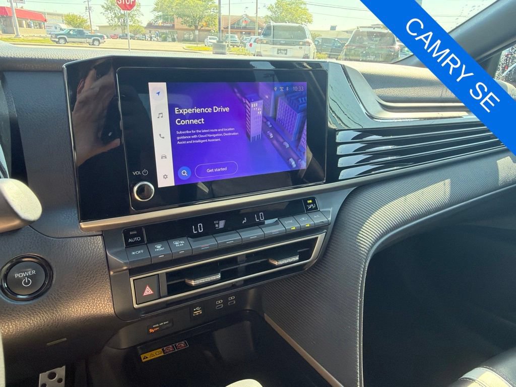 Used 2025 Toyota Camry SE FWD image 15
