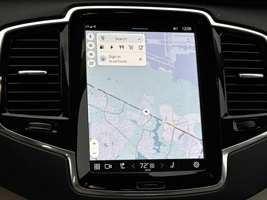 Used 2024 Volvo XC90 T8 Ultimate w/ Lounge Package image 21