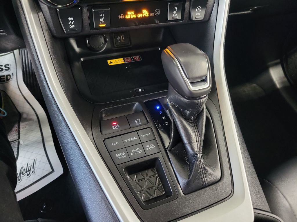 Used 2024 Toyota RAV4 XLE Premium w/ Weather Package image 43