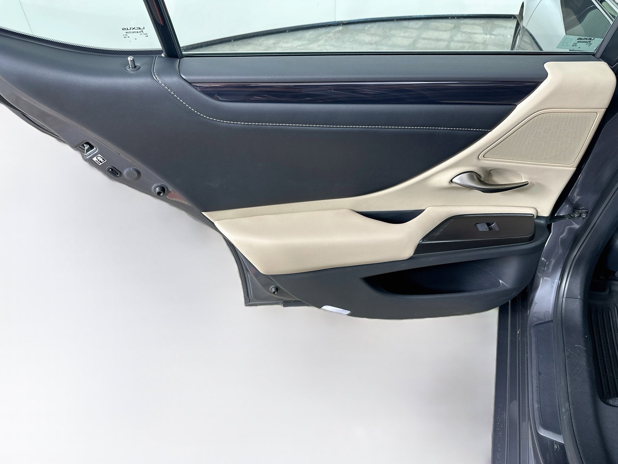 Used 2019 Lexus ES 350 w/ Premium Package FWD image 28